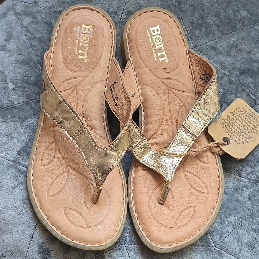 Born Women's Metallic Gold Sandals